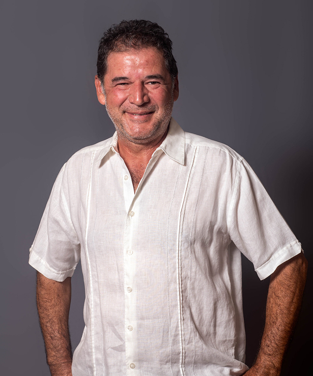 Agent - Sergio De La Sierra